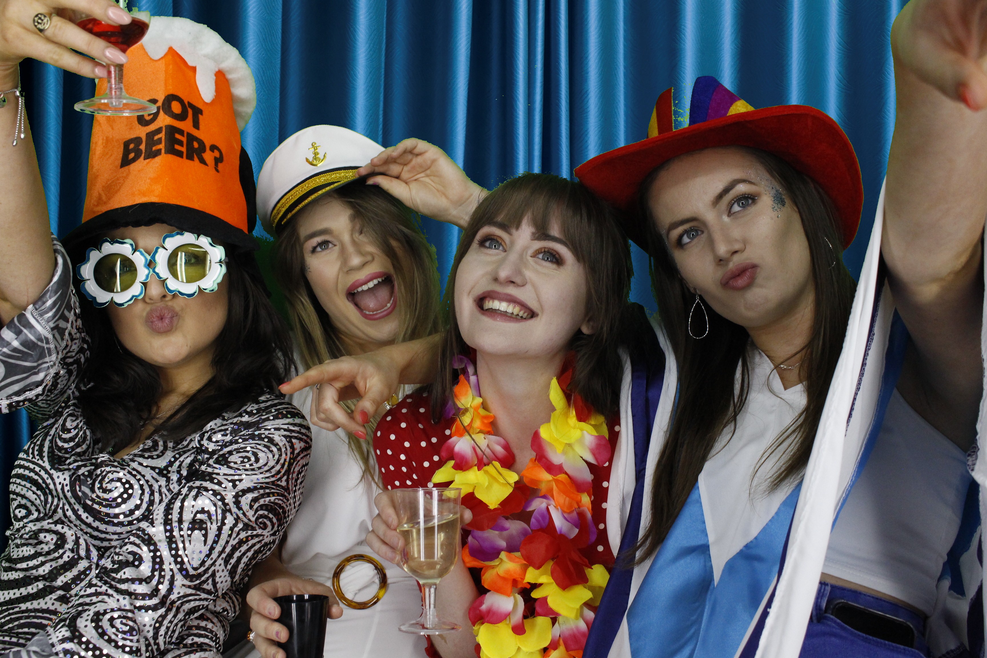 Debbies 21st birthday party | View more photos from the event at gallery.myphotoboothexperience.co.uk/u/MyPhotoBoothExperienceLtd/Debbies-21st-birthday-party
